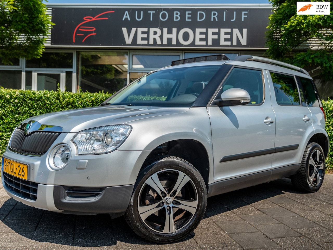 Skoda Yeti - 1.2 TSI Elegance | AUTOMAAT | PANORAMADAK | MEMORY SEATS | STOELVERWARMING | XENON | CRUIS - AutoWereld.nl