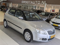 Skoda Fabia - 1.4-16V Ambiente Airco, Cruise Control, Trekhaak, Stuurbekrachtiging