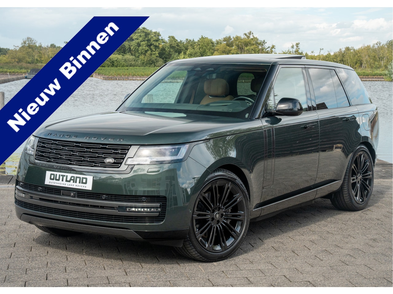 Land Rover Range Rover - P550e Autobiography | Belgravia Green Metallic | Cognac leder |  Shadow Pack | 23" inch | - AutoWereld.nl