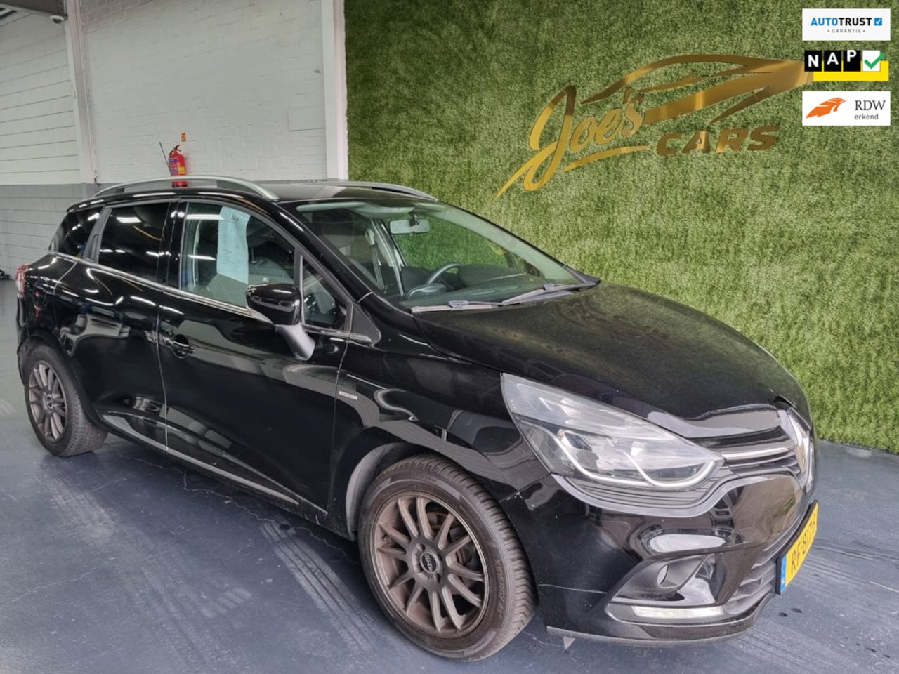 Renault Clio Estate - 0.9 TCe Limited 0.9 TCe Limited - AutoWereld.nl