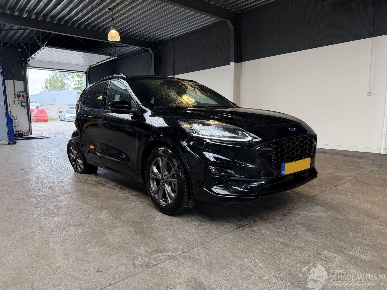 Ford Kuga - 2.5 PHEV ST-Line X 2.5 PHEV ST-Line X