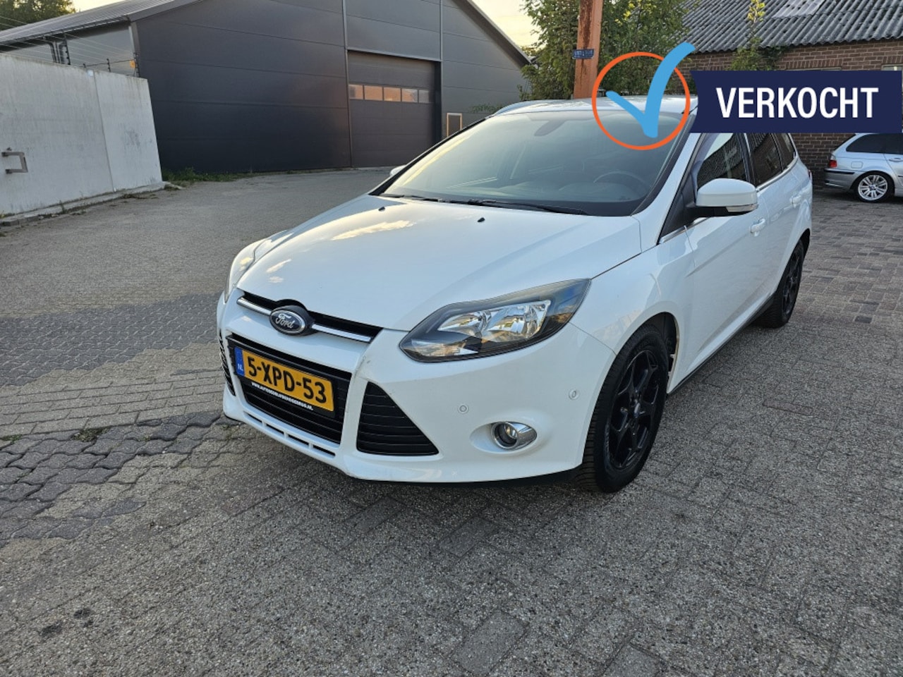Ford Focus Wagon - 1.0 EcoB. Edit. Plus,Apk,Nap,Airco,Trekhaak,Navi, - AutoWereld.nl