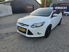 Ford Focus Wagon - 1.0 EcoB. Edit. Plus, Apk, Nap, Airco, Trekhaak, Navi,
