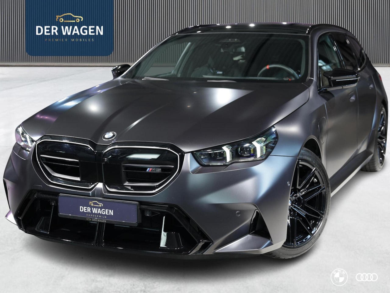 BMW M5 - FROZEN GREY / PANODAK / M-DRIVEPACK / BOWERSWILKINS / 21" - AutoWereld.nl