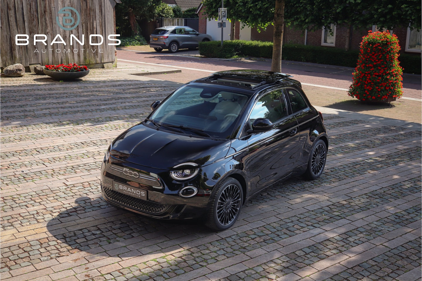 Fiat 500e - La Prima 42 kWh 1e eig Full option Schuifdak Garantie - AutoWereld.nl