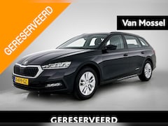 Skoda Octavia Combi - 1.0 e-TSI Business Edition | PARKEERSENSOREN | ELEK.ACHTERKLEP | CRUISE CONTROL | NAVIGATI