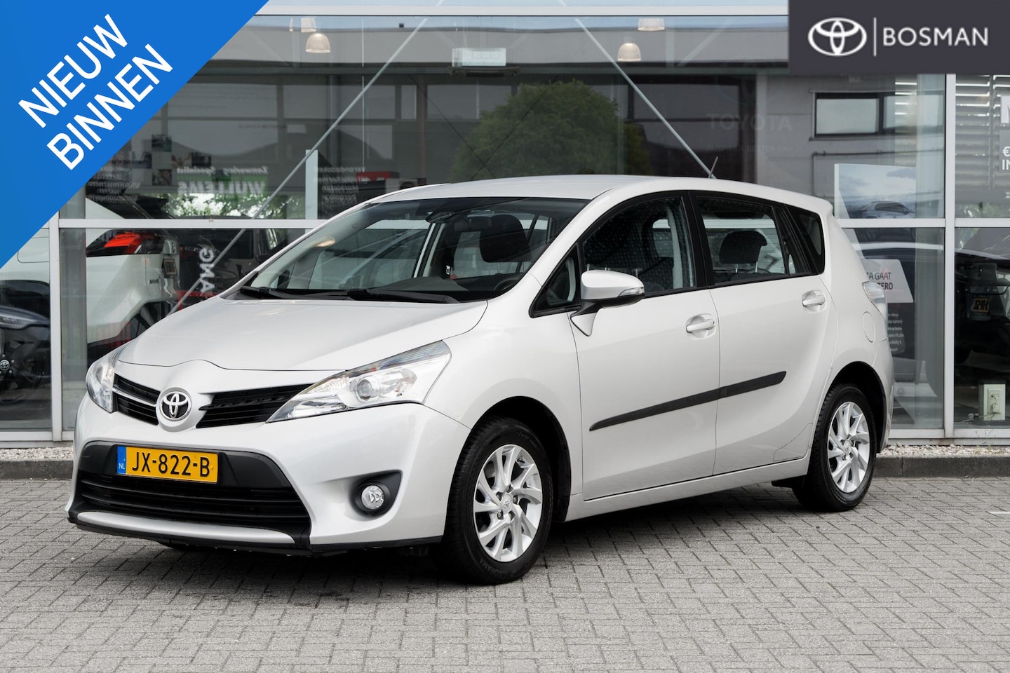 Toyota Verso - 1.6 VVT-i Comfort 1.6 VVT-i Comfort - AutoWereld.nl