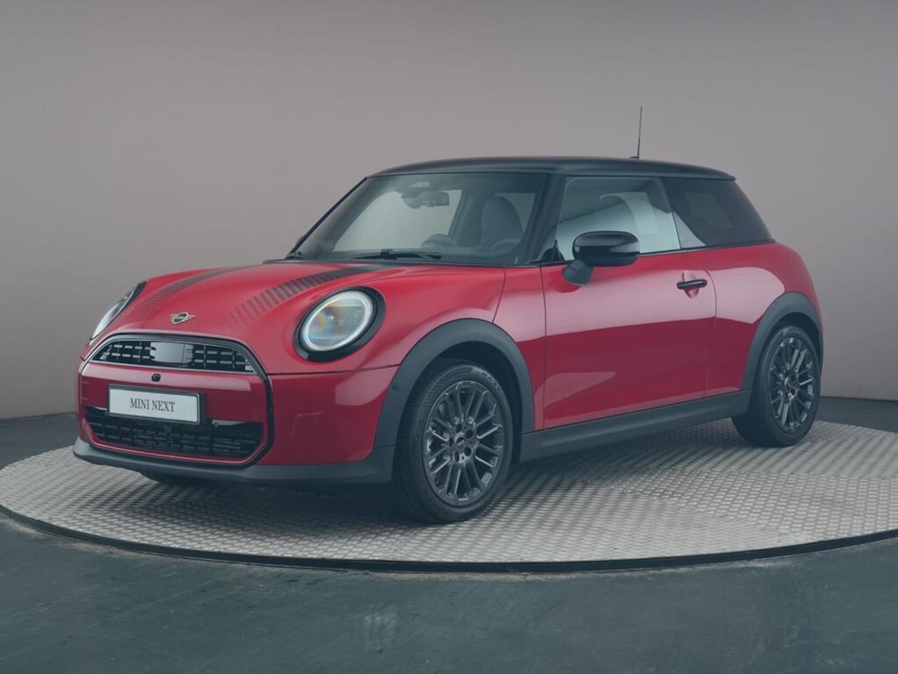MINI 3-Deurs - 1.5 Cooper C Classic L Panoramadak | 360 Camera | Stoel en stuurverwarming | Head-up Displ - AutoWereld.nl