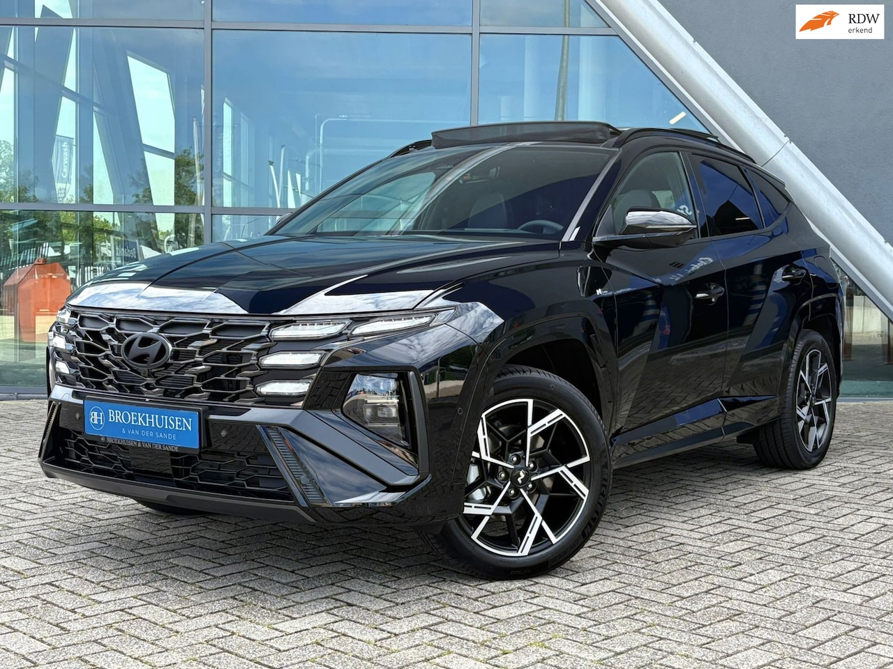 Hyundai Tucson - 1.6 T-GDI PHEV N Line Sky Panoramadak / 360 Camera / Stoelventilatie - AutoWereld.nl