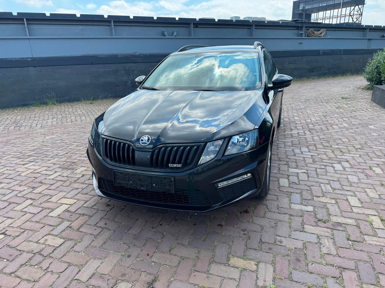 Skoda Octavia Combi - 1.6 TDI Greentech Ambition Business EXPORT - AutoWereld.nl