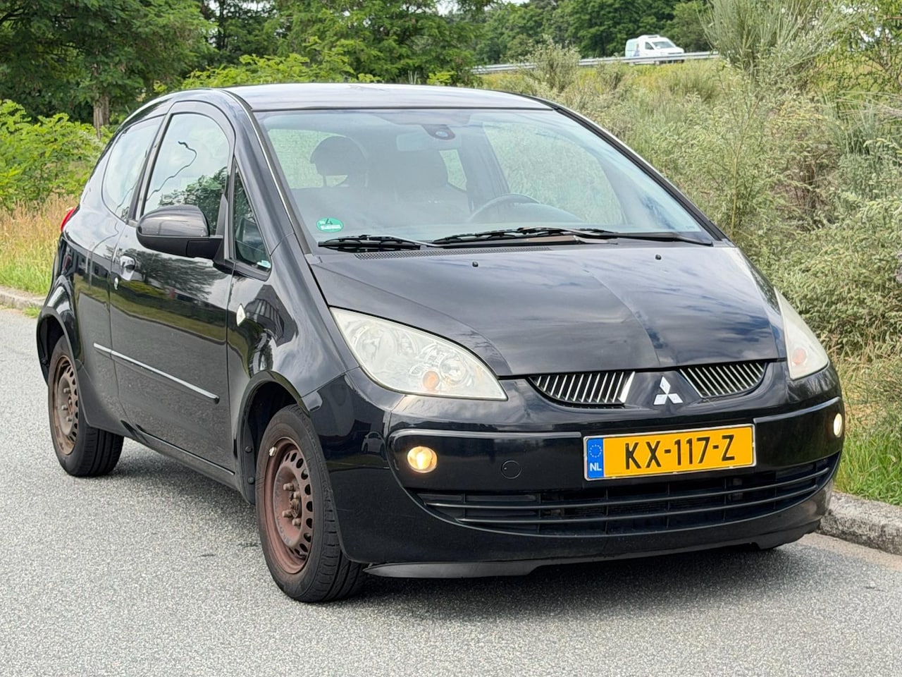 Mitsubishi Colt - 1.3 Inform AIRCO ELECT RAMEN CENTRAAL NWE APK 06/2027 - AutoWereld.nl