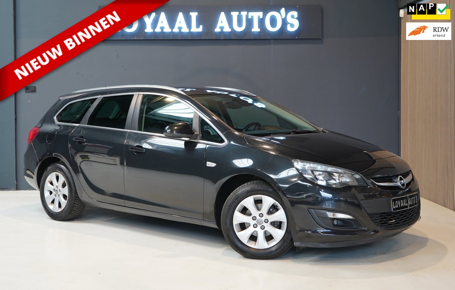 Opel Astra Sports Tourer - 1.4 Turbo Blitz | AIRCO | CRUISE | PDC | TREKHAAK | APK | NAP. - AutoWereld.nl
