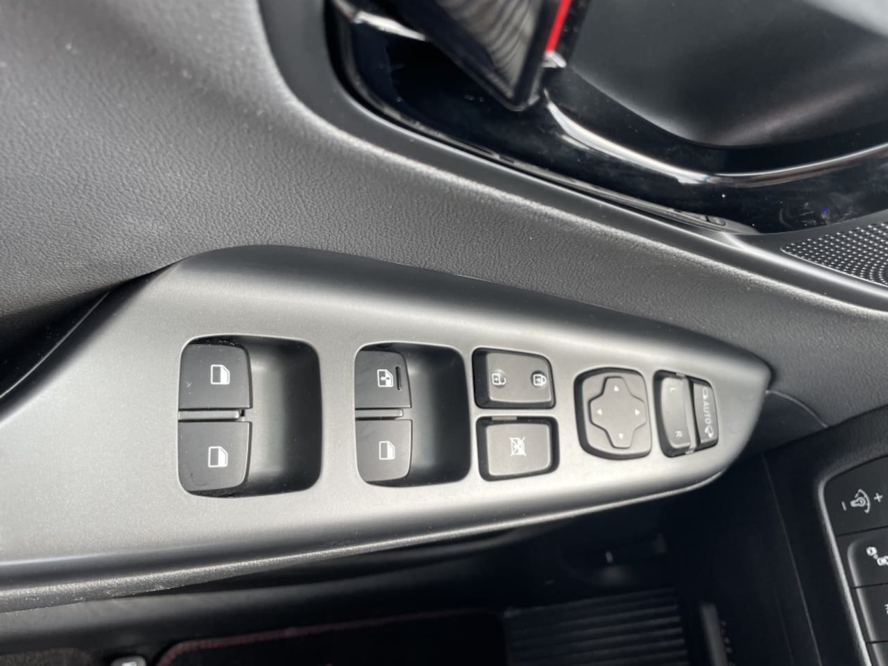 Hyundai Kona - 1.0T Premium*RIJKLAARPRIJS*