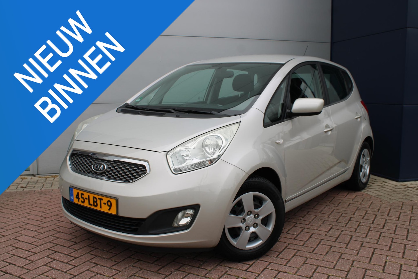 Kia Venga - 1.6 CVVT 125pk X-tra Automaat Comfort Pack Airco Perfect onderhouden - AutoWereld.nl