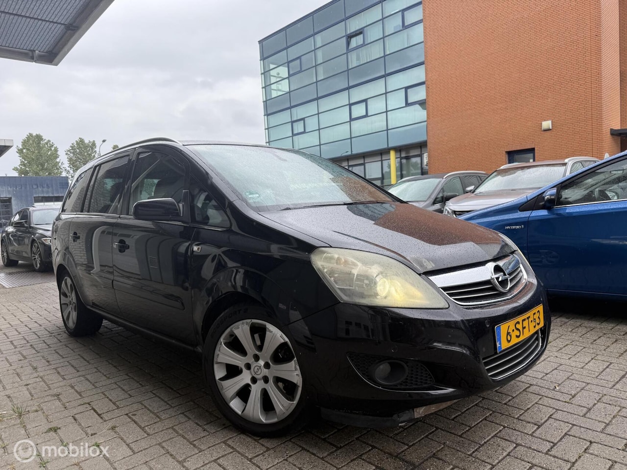 Opel Zafira - 2.2 Cosmo Xenon 7 zitplaaatsen Leer Nieuwe APK - AutoWereld.nl