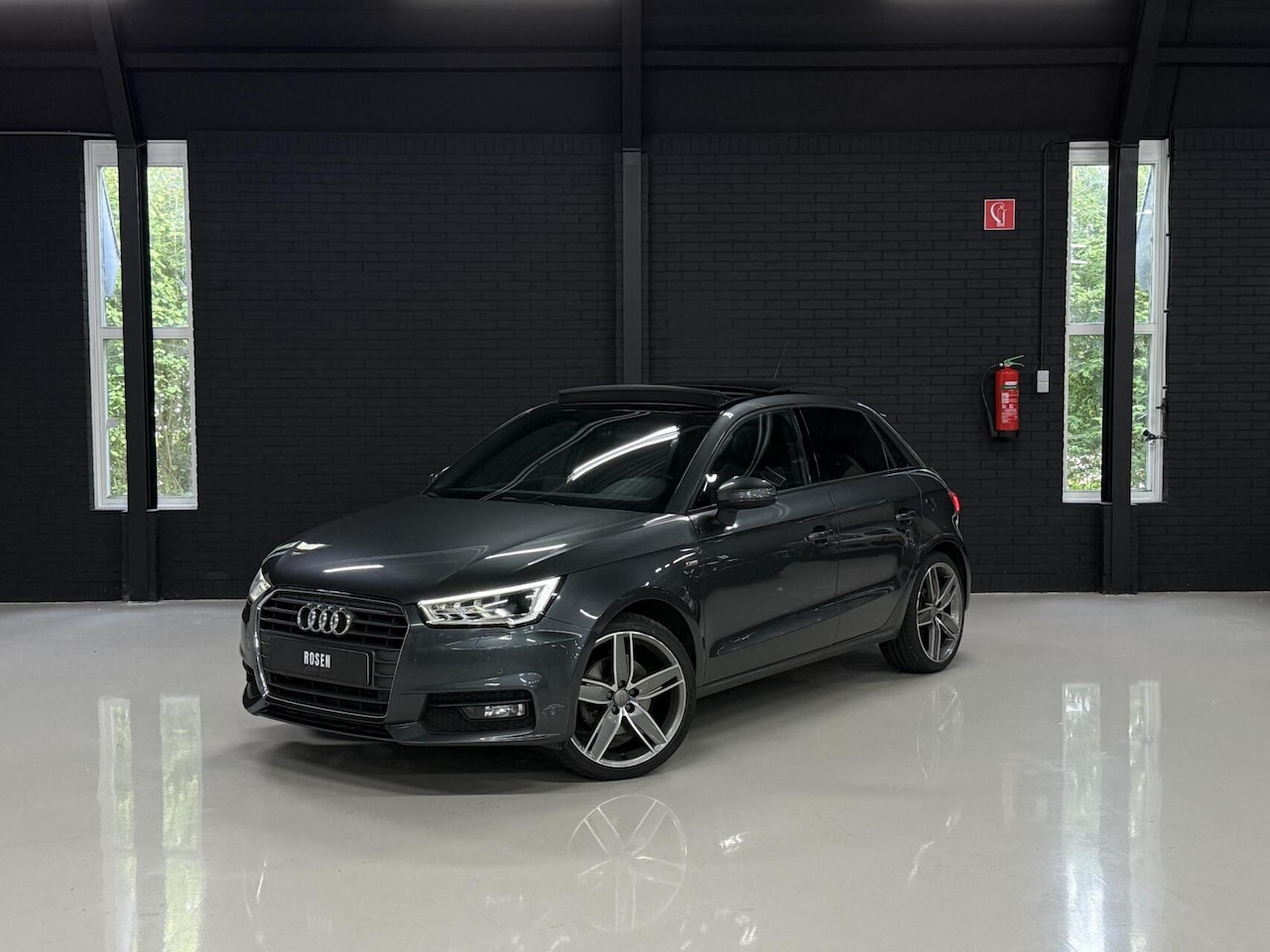 Audi A1 Sportback - 1.4 TFSI|SLINE|PANO|LED|PDC|CRUISE - AutoWereld.nl