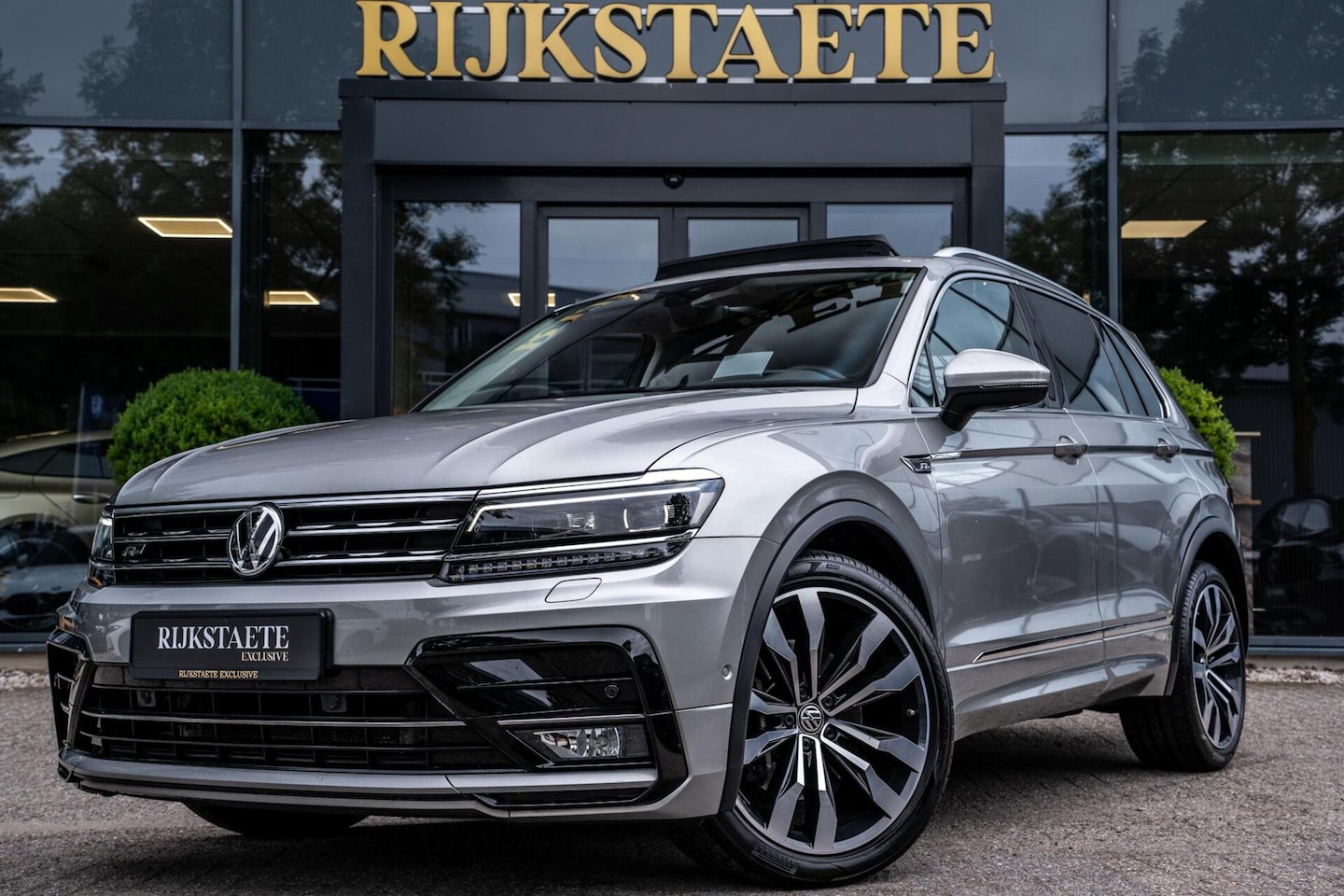 Volkswagen Tiguan - 2.0 TSI 4Motion|PANO|MEMORY|ACC|HEAD-UP|20 - AutoWereld.nl