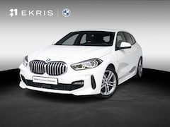 BMW 1-serie - 5-deurs 118i | M Sportpakket | Innovation Pack | Comfort Pack | 17 inch | Stuurwielrand ve