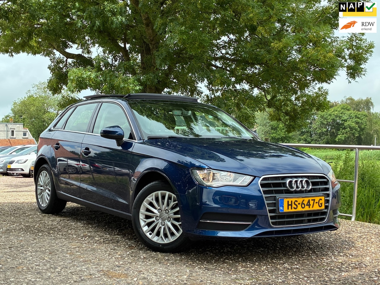 Audi A3 Sportback - 1.4 TFSI CoD Ambiente Pro Line | Schuif/kantel dak + Automaat + Cruise + Airco nu € 14.975 - AutoWereld.nl