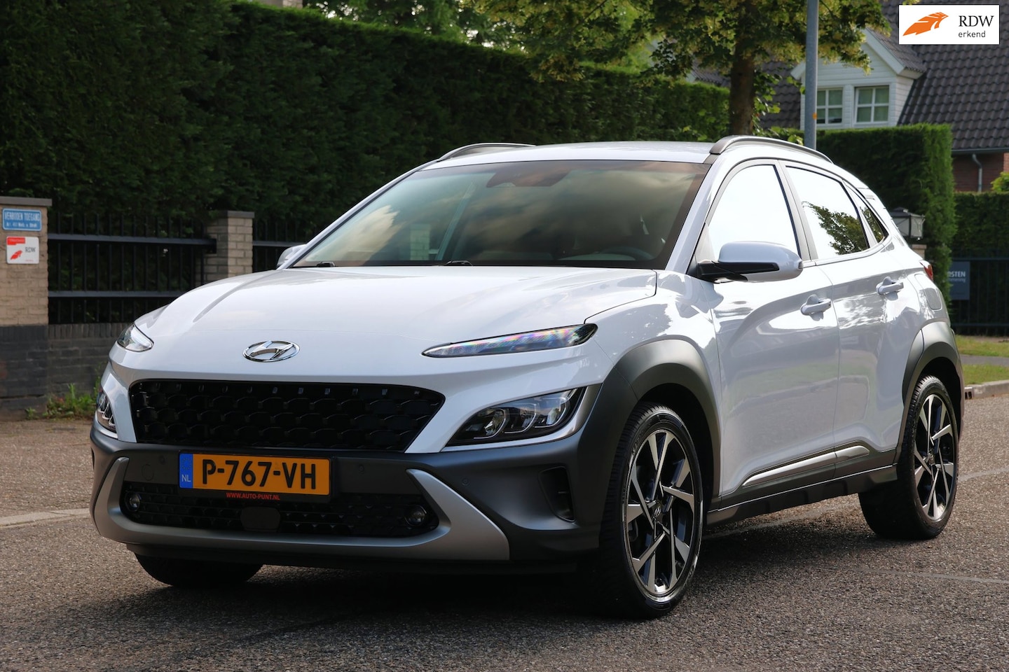 Hyundai Kona - 1.0 T-GDI Fashion | 1e EIGENAAR | VIRTUAL COCKPIT | CARPLAY | CRUISE | CAMERA | TREKHAAK | - AutoWereld.nl