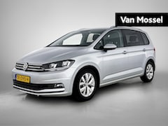 Volkswagen Touran - 1.2 TSI Comfortline Business 7p | Navigatie | Airco | Stoelverwarming | Cruise control | P