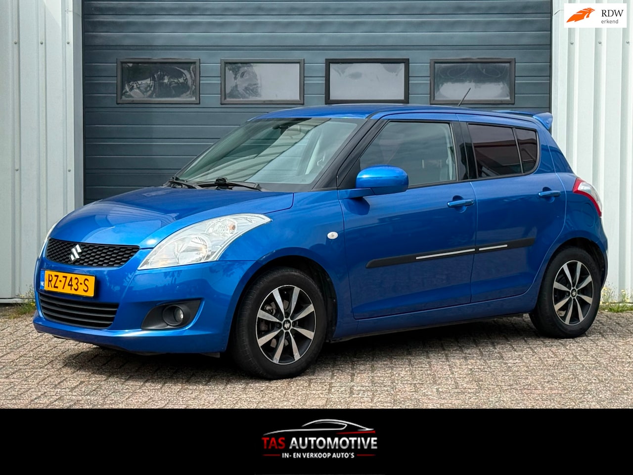 Suzuki Swift - 1.2 Comfort EASSS CARPLAY / AIRCO / PDC - AutoWereld.nl