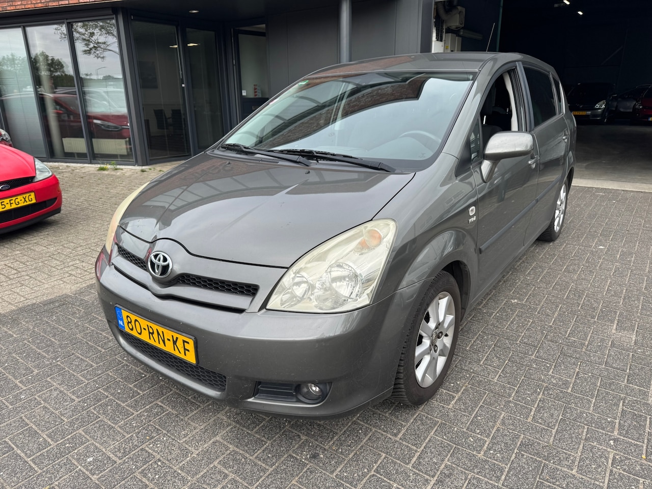 Toyota Corolla Verso - 1.8 VVT-i Luna 7PERS AUTOMAAT TOP ONDERHOUDEN RIJDT GOED - AutoWereld.nl