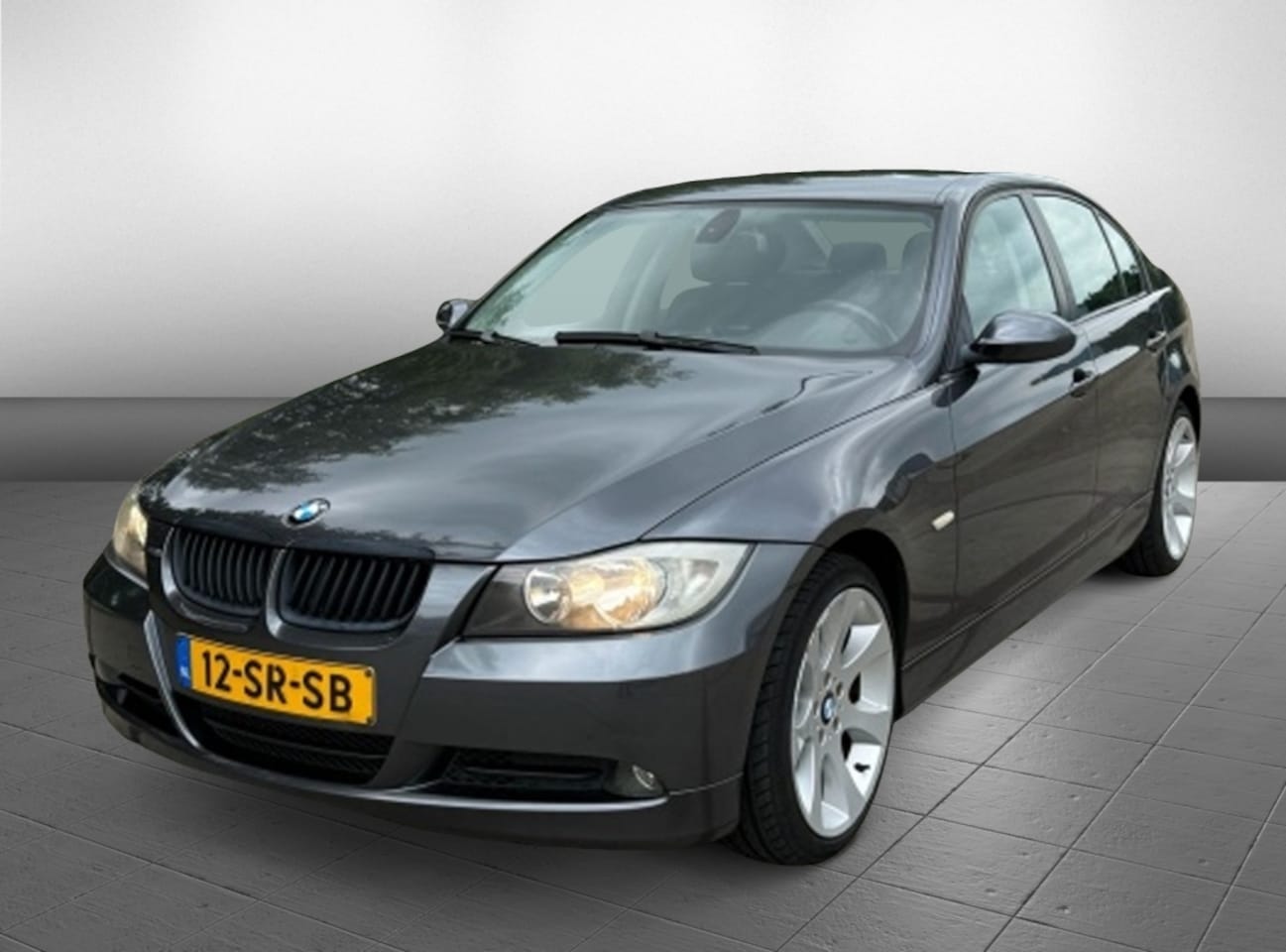 BMW 3-serie - 320i High Executive 320i High Executive - AutoWereld.nl