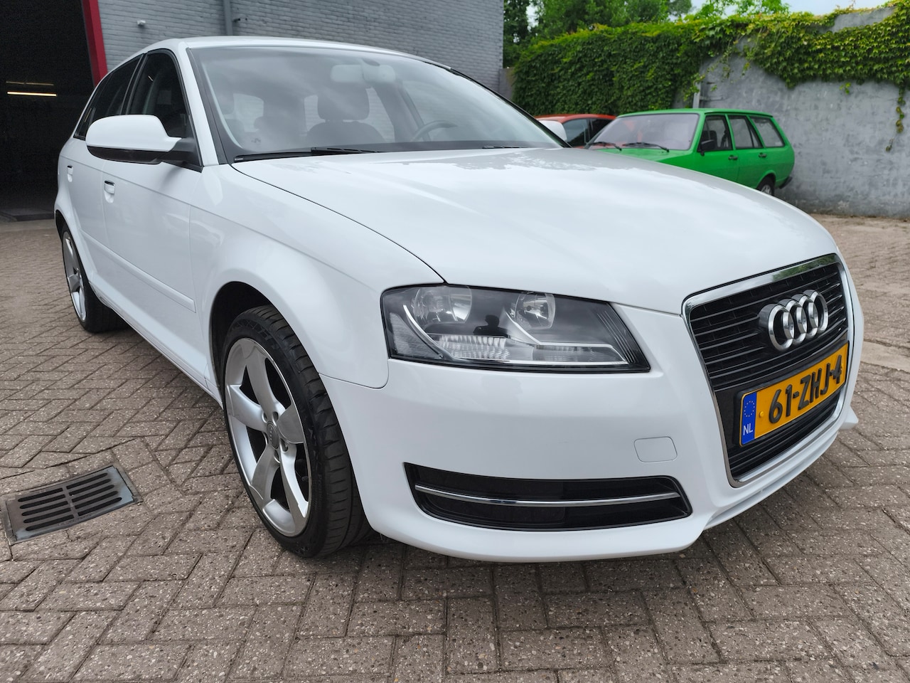 Audi A3 Sportback - 1.4 TFSI Attraction Pro Line 1.4 TFSI Attraction Pro Line - AutoWereld.nl