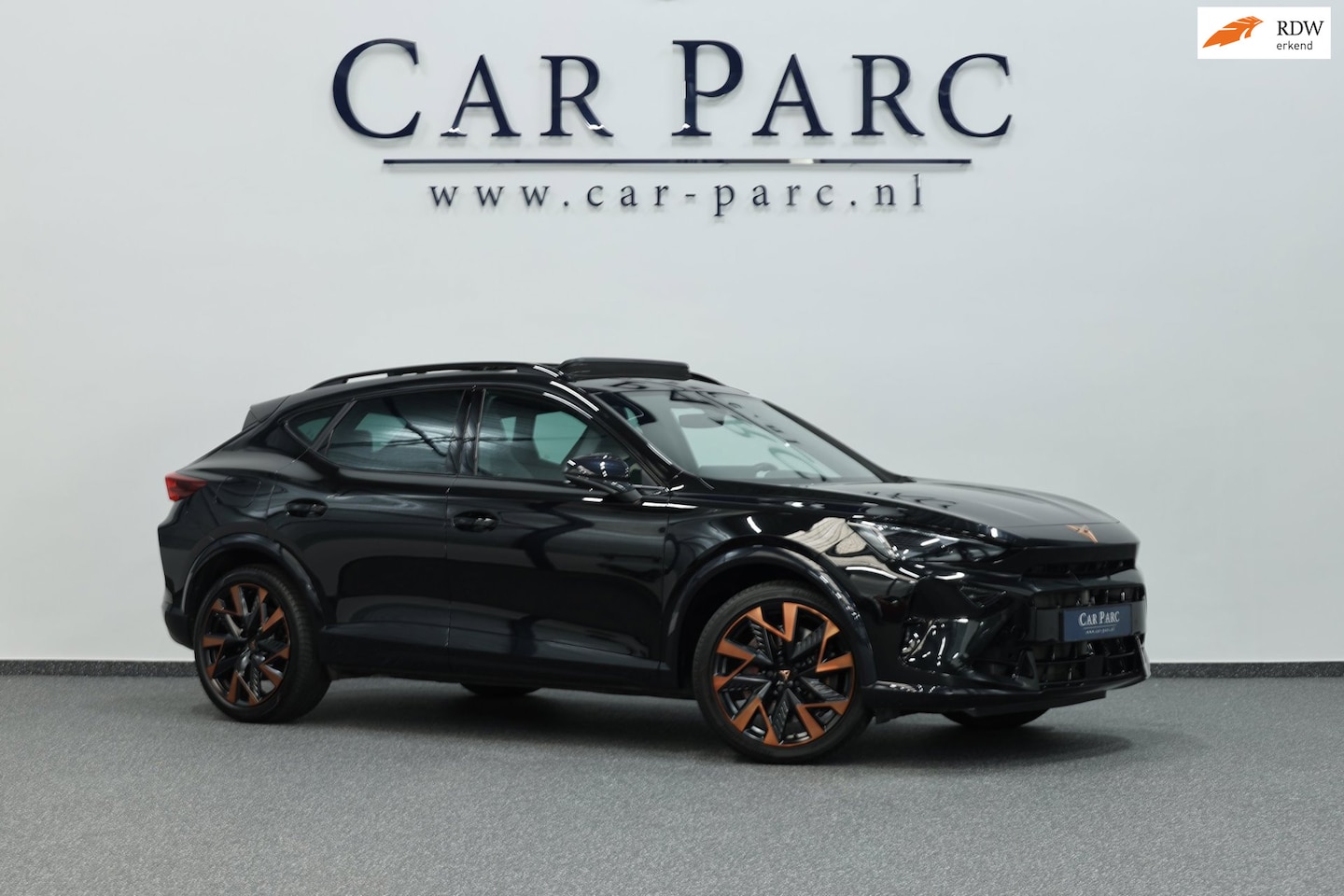 CUPRA Formentor - 2.0 TSI VZ 4DRIVE 333+PK LED/VIRTUAL/SFEER/SENNHEISER/PANO/KUIP+S.VERWARMING/19" LMV/CAM/A - AutoWereld.nl