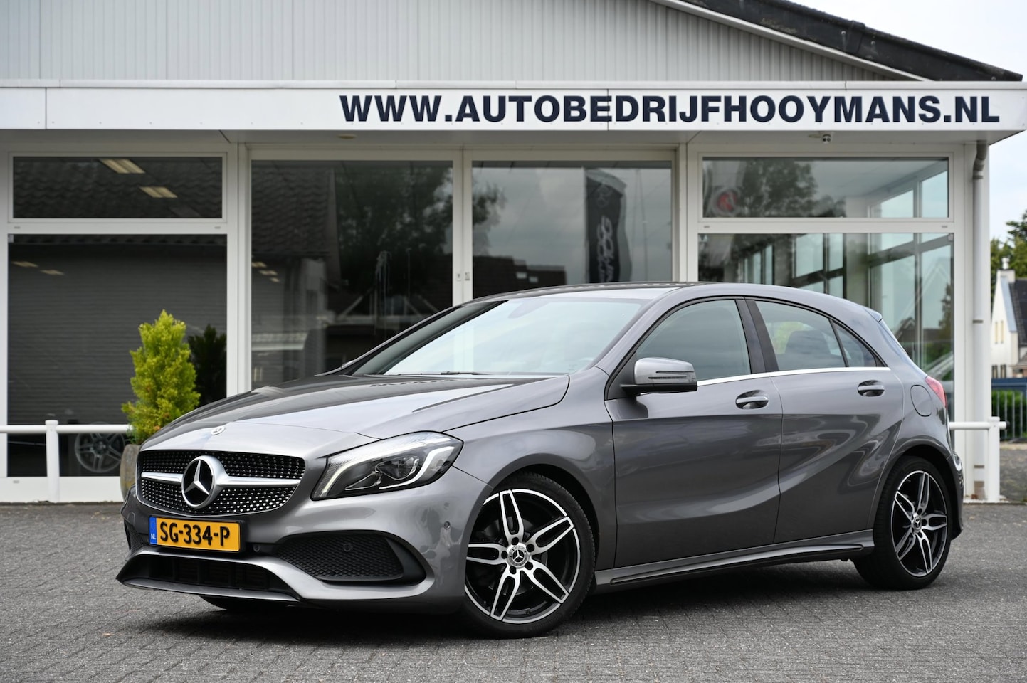 Mercedes-Benz A-klasse - 160 AMG Automaat Camera Carplay Stoelverwarming - AutoWereld.nl