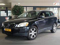 Volvo XC60 - 2.4 D5 AWD Summum AUT Pano Navi Trek Leder Cruise Pdc