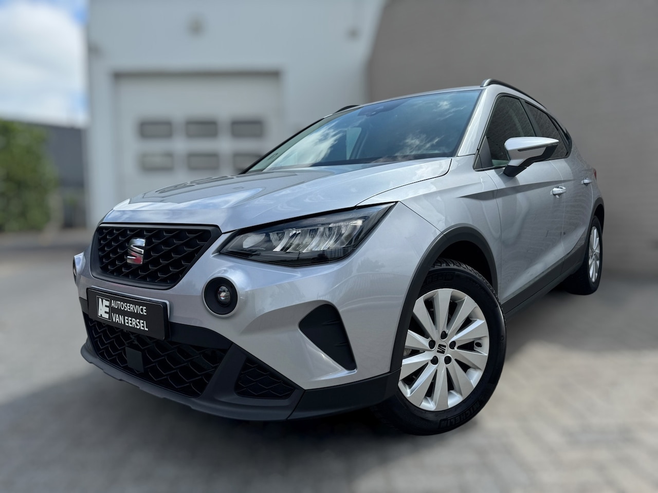 SEAT Arona - 1.0 TSI Style Business Connect 4-SEIZOENBAND / STOELVERWARMING / PDC / CARPLAY - AutoWereld.nl