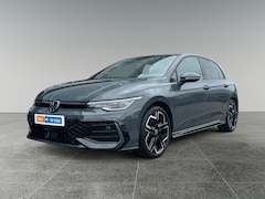 Volkswagen Golf - 1.5 150pk eTSI R-Line Edition Stoelverwarming | Adaptive cruise control | IQ Light