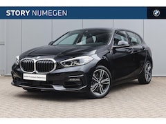 BMW 1-serie - 120i High Executive Sport Line Automaat / Sportstoelen / Laserlicht / Stoelverwarming / Mu