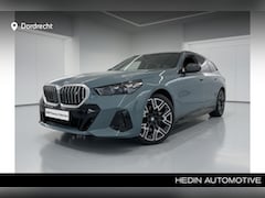 BMW i5 Touring - eDrive40 84 kWh M-Sport | 20" | Stoelventilatie | Bowers&Wilkins | CoPilot | Panorama
