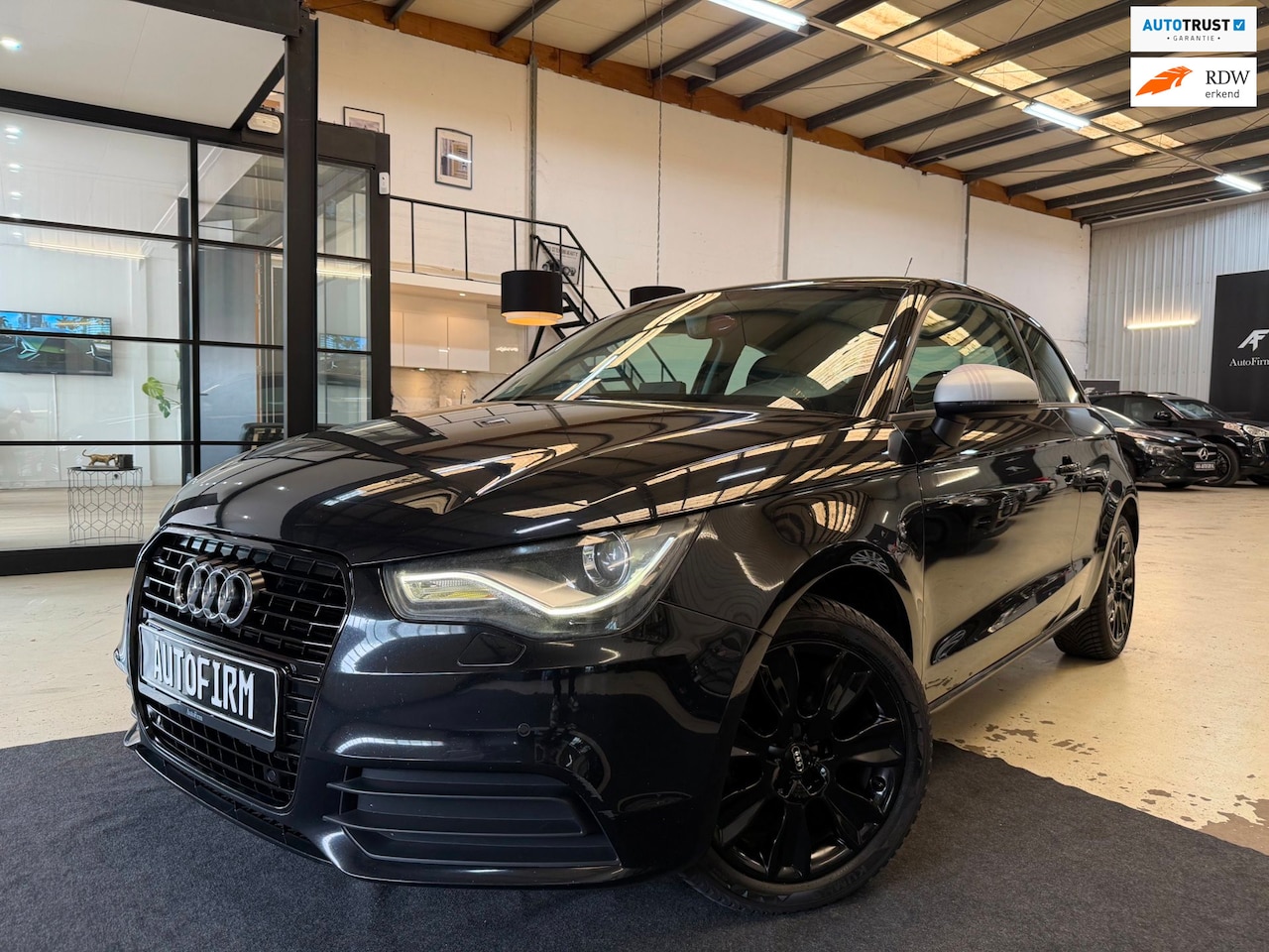 Audi A1 - 1.2 TFSI Dealer Onderhouden Stoelverwarming Bluetooth Parkeersensoren - AutoWereld.nl