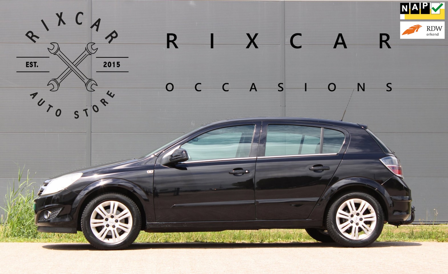 Opel Astra - 1.6 Cosmo Stoelverwaring Cruisecontrol Leder Trekhaak AllSeason !!NIEUWBINNEN!! - AutoWereld.nl