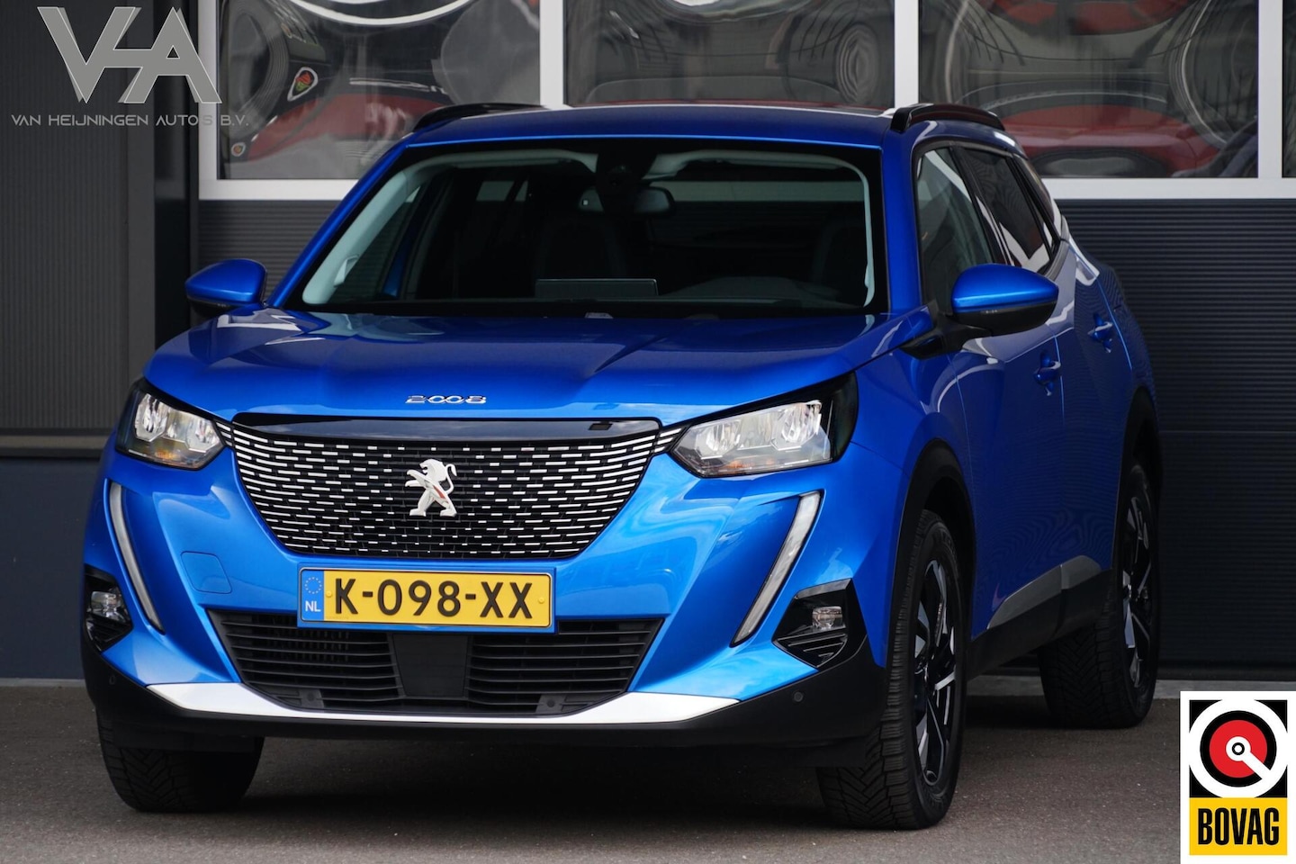 Peugeot 2008 - 1.2 PureTech Allure 1.2 PureTech Allure, aut. ACC, trekh. cam. stoelverw. - AutoWereld.nl
