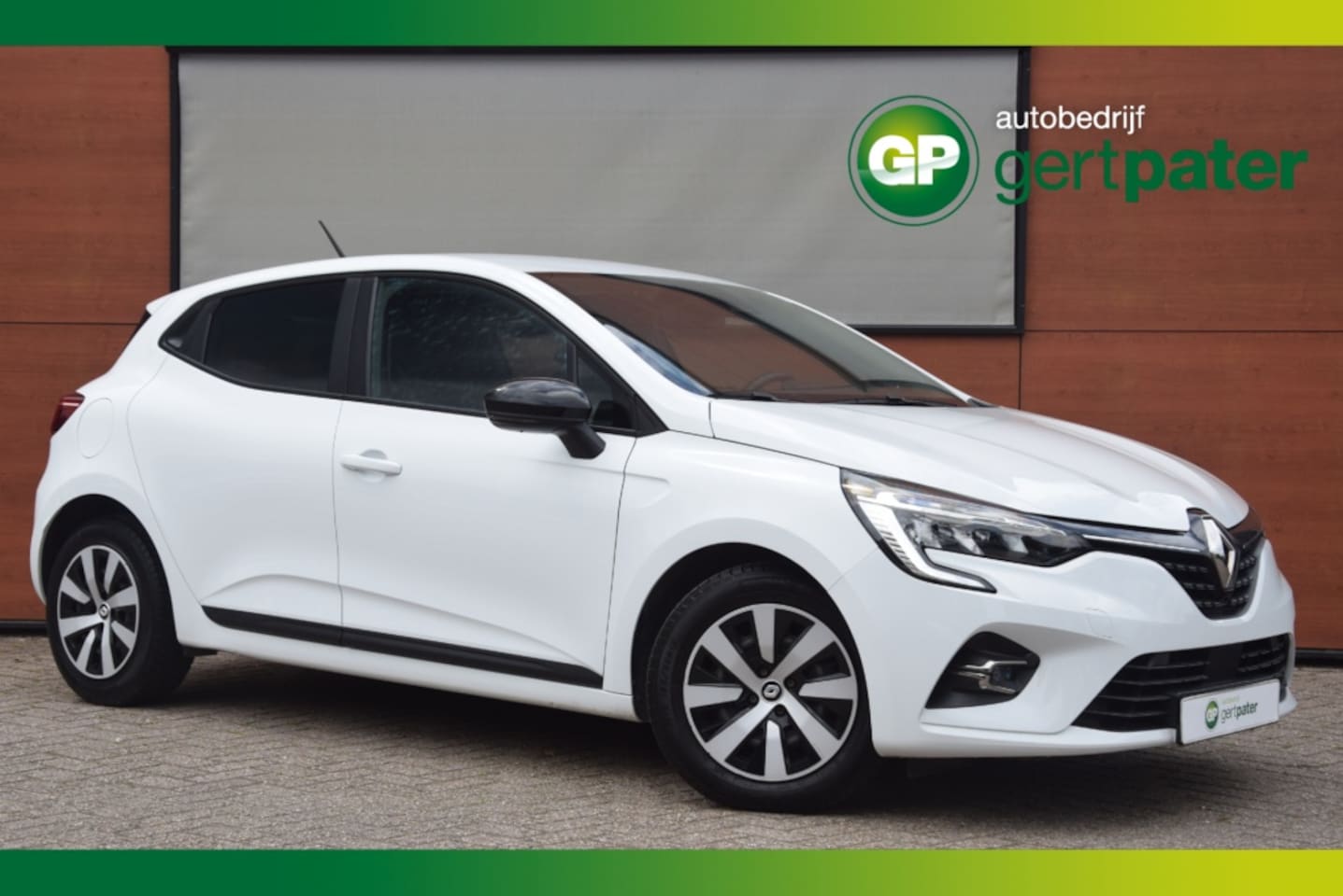 Renault Clio - 1.6 E-Tech Hybrid 145 Equilibre Carplay/Stoelverwarming/Cruise - AutoWereld.nl