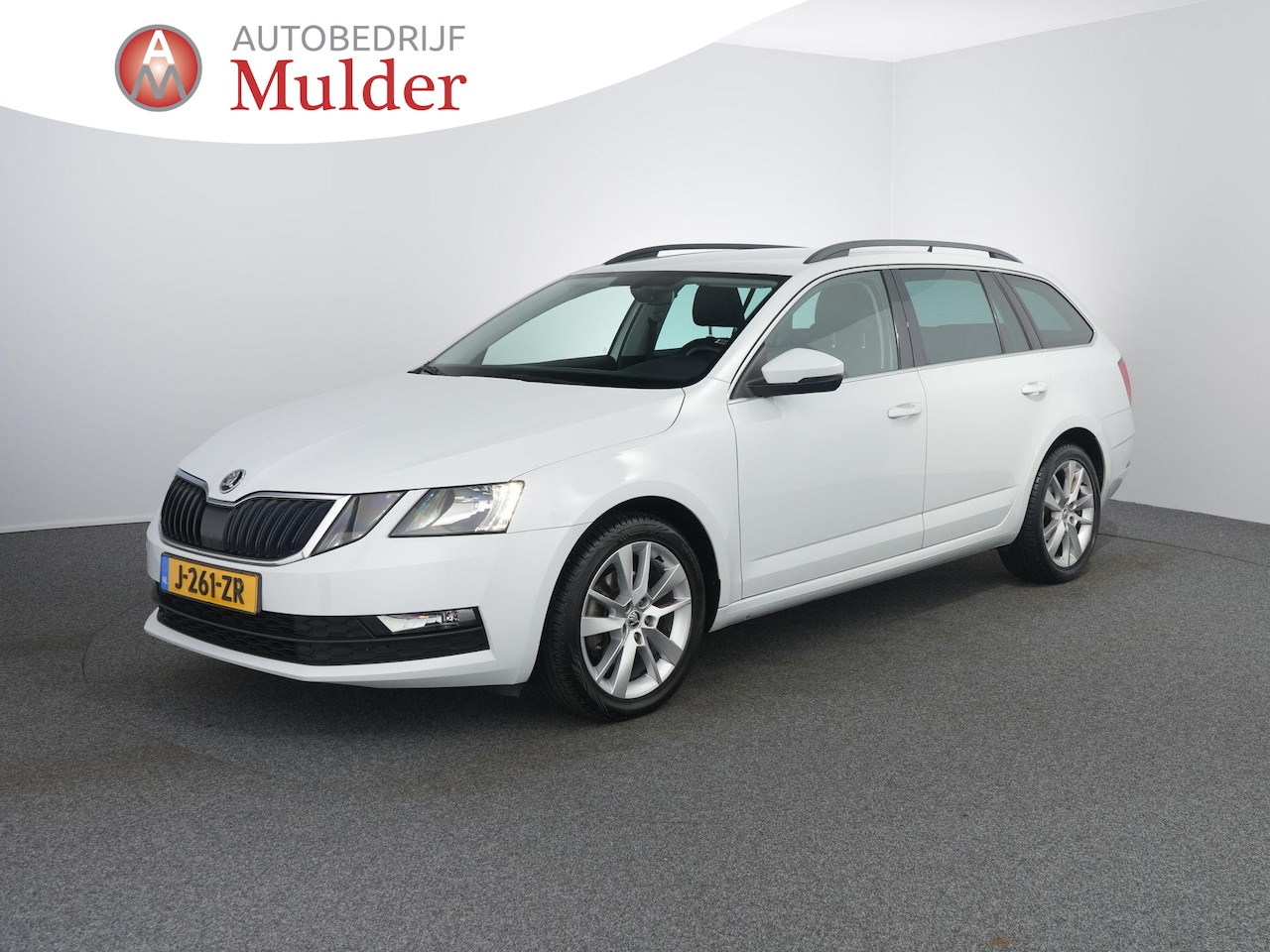 Skoda Octavia Combi - 1.5 TSI Greentech Business Edition | Trekhaak | Cruise | Navi | Carplay | PDC | - AutoWereld.nl