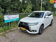 Mitsubishi Outlander - 2.0 PHEV Instyle AUTOMAAT