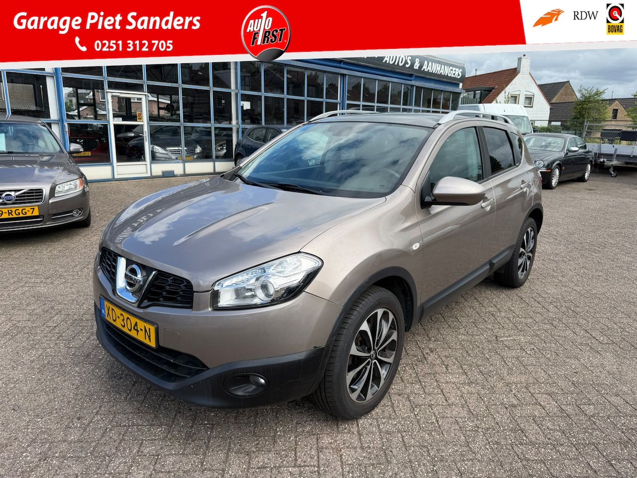 Nissan Qashqai - 1.6 Connect Edition I Camera I Cruise I Clima I - AutoWereld.nl