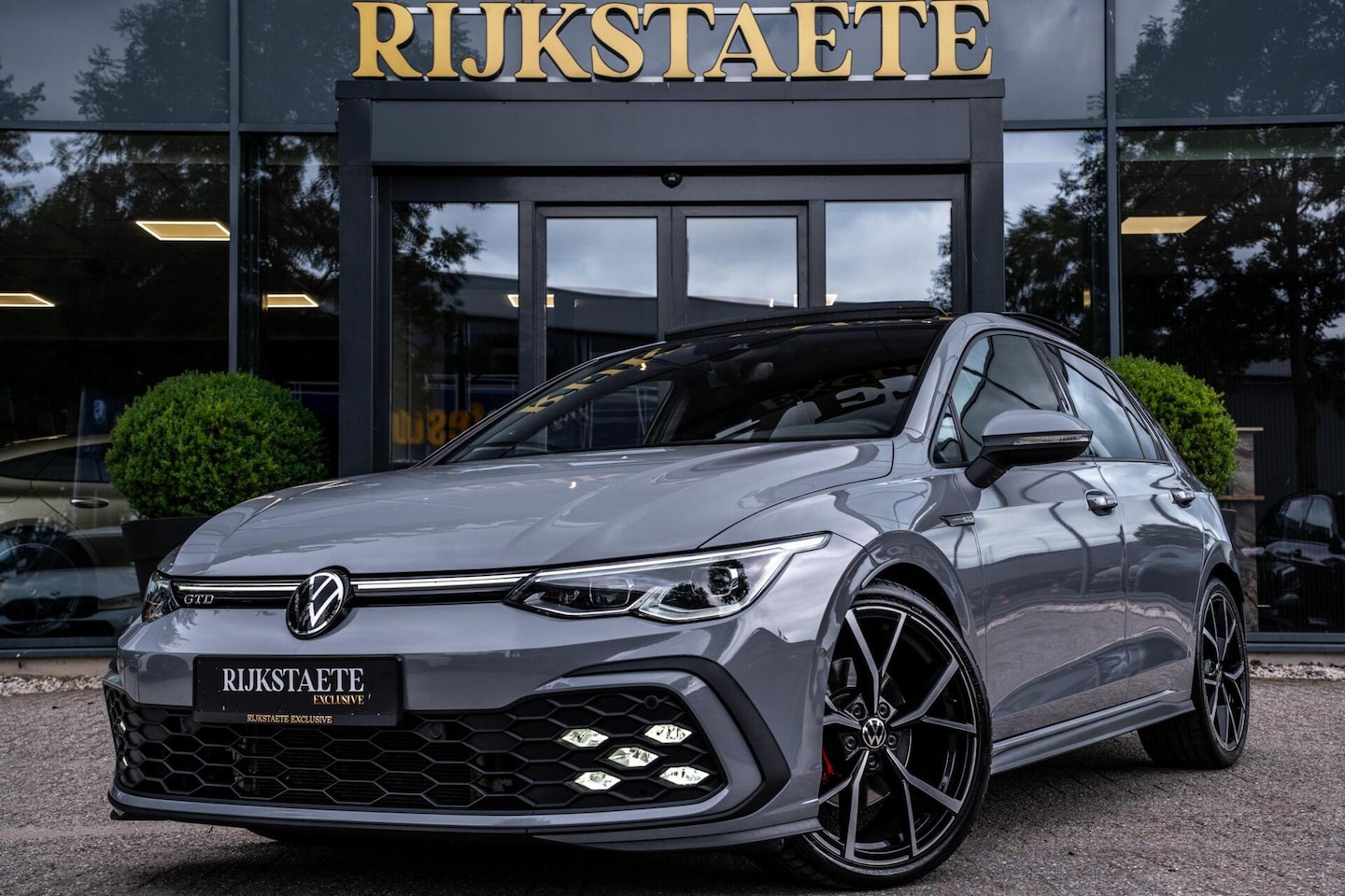 Volkswagen Golf - 2.0 TDI GTD|PANO|ACC|CARPLAY|STOEL/STUURVERW - AutoWereld.nl