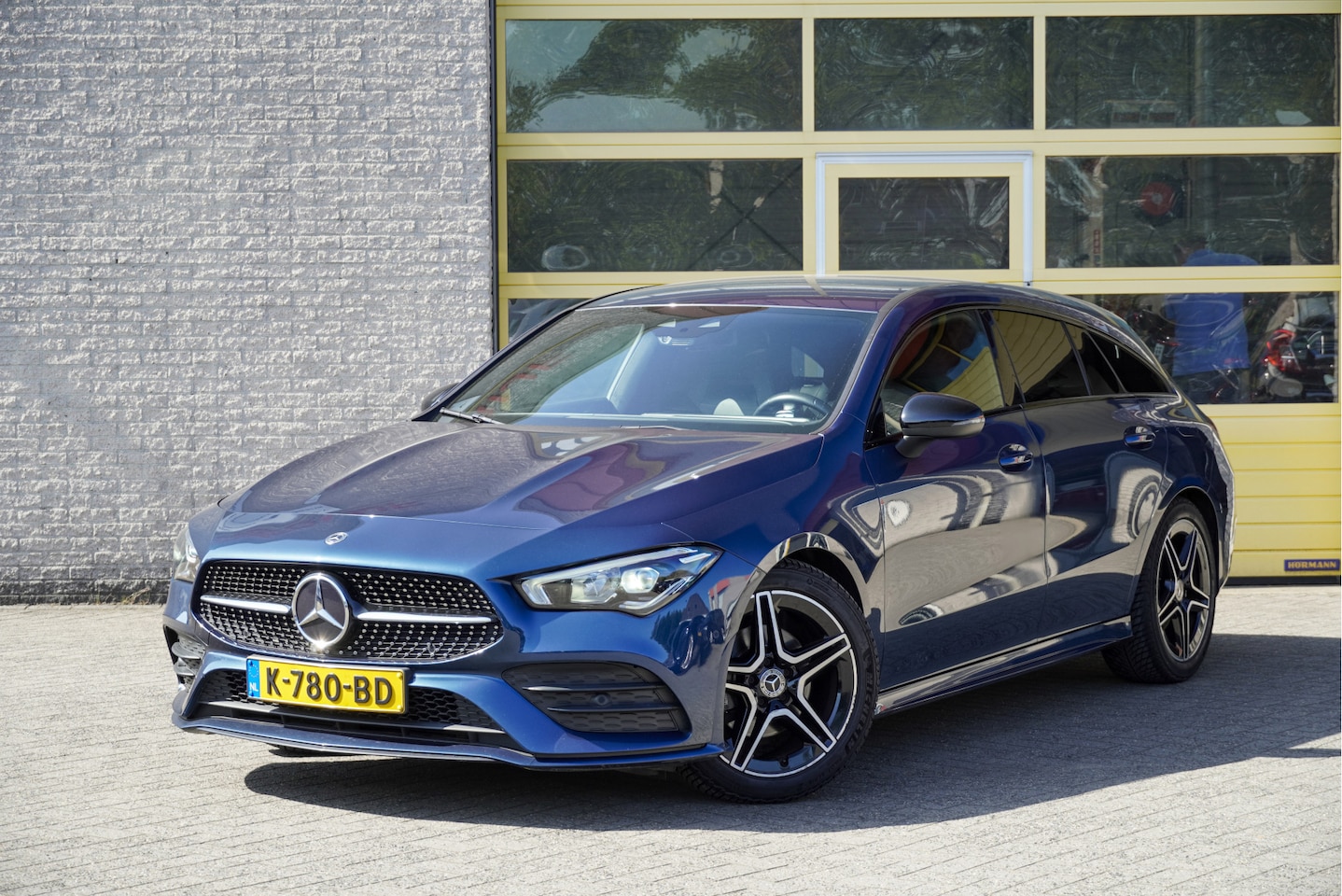 Mercedes-Benz CLA-klasse Shooting Brake - 180 Automaat! AMG Business Solution BJ2020 Lmv 18" | Led V+A | Pdc | Sideskirts | Elek. ac - AutoWereld.nl