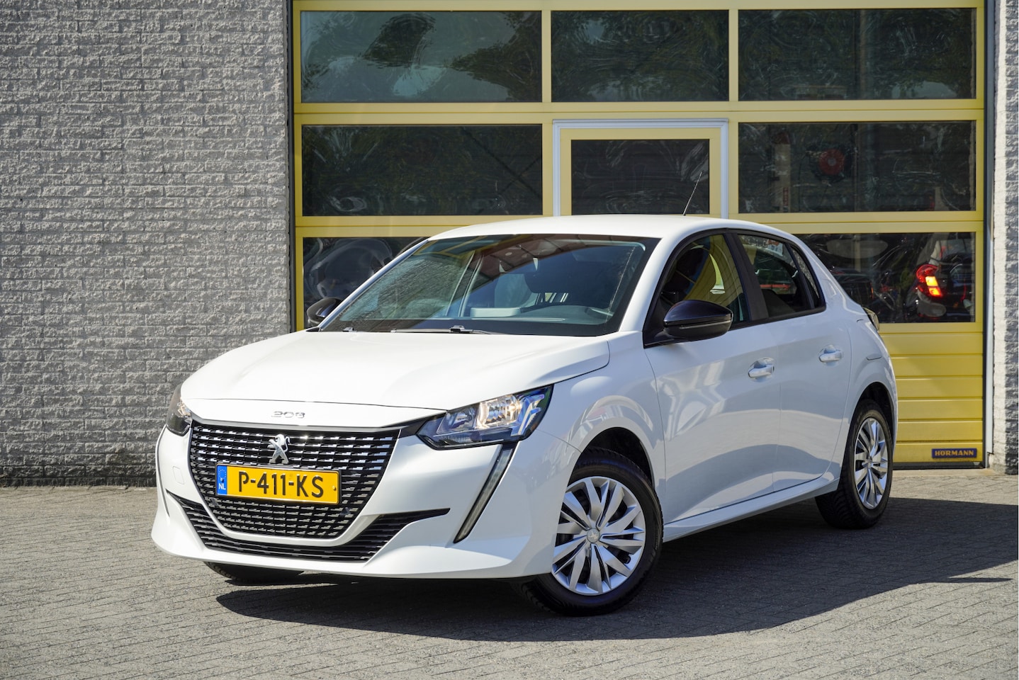 Peugeot 208 - 1.2 PureTech Active BJ2022 Led | App-Connect | Airco | Cruise control | Getint glas - AutoWereld.nl
