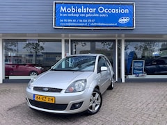 Ford Fiesta - 1.6-16V Futura / Automaat / Nap / airco / apk