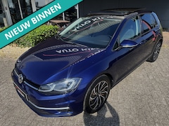 Volkswagen Golf - TSI DSG/NAV/VIRTUAL/PANO/CARPLAY APK+NAP