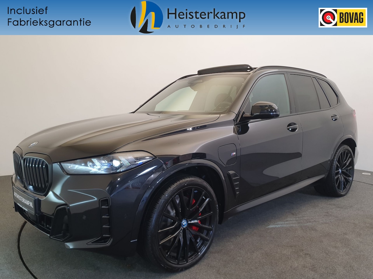 BMW X5 - xDrive50e M-Sport Pro Trekhaak, Panoramadak, Soft Close, H/K - AutoWereld.nl
