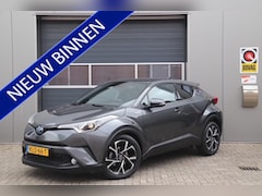 Toyota C-HR - 1.8 Hybrid Dynamic, Stoelverwarming, Camera, Cruise, Navi